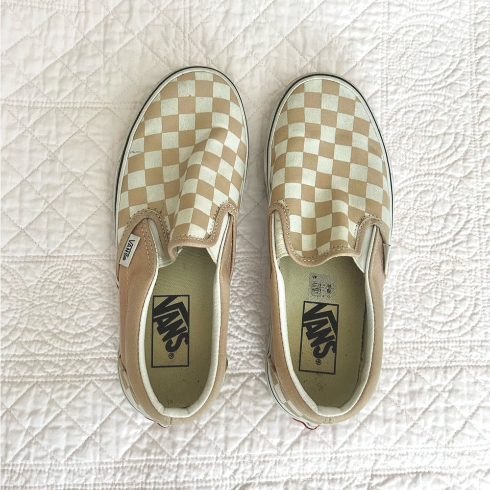 Checkered Van